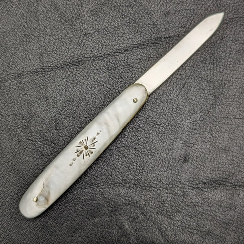 1921 British Antique White Pearl Shell Engraving Handle Pure Silver Blade Folding Pen Knife
